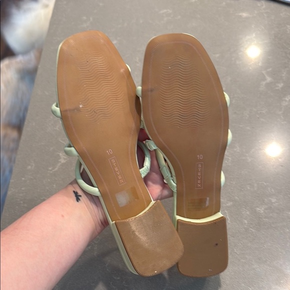 Steven By Steve Madden Green and Tan Sandals - Picture 4 of 7